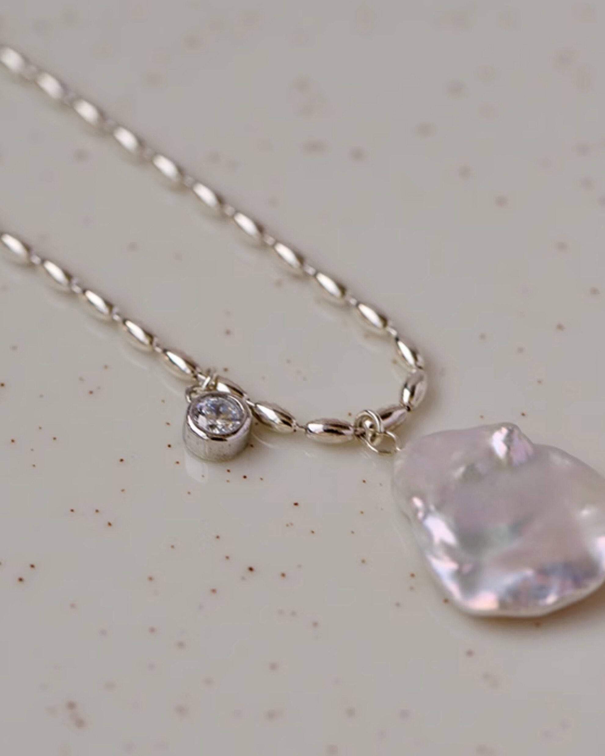 Baroque Pearl Necklace - atelier hibito