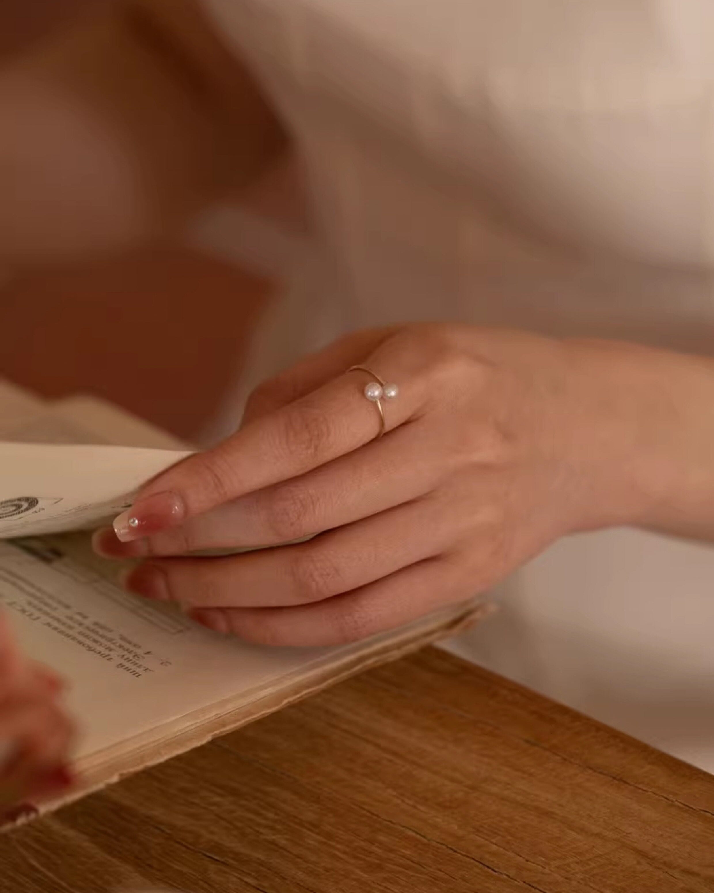 Double Pearl Gold Ring - atelier hibito