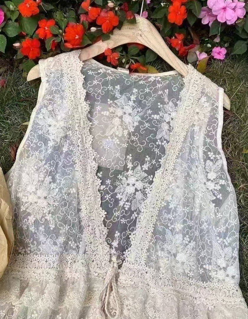 Lace One-piece Vest - atelier hibito