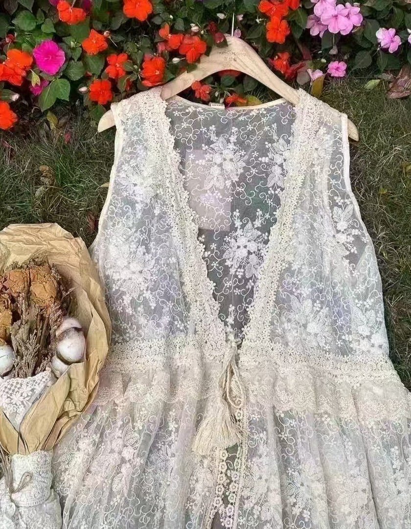 Lace One-piece Vest - atelier hibito