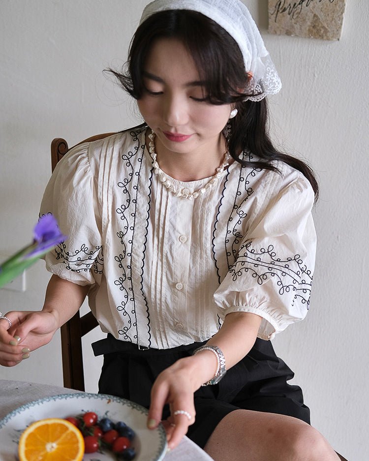 Provence Embroidery Blouse - atelier hibito