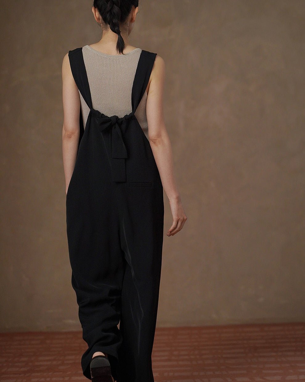 V-cut Ribbon Salopette - atelier hibito